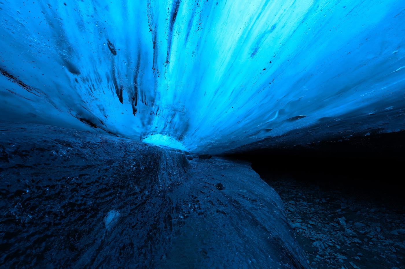 Grotta di ghiaccio blu nel Vatnajökull